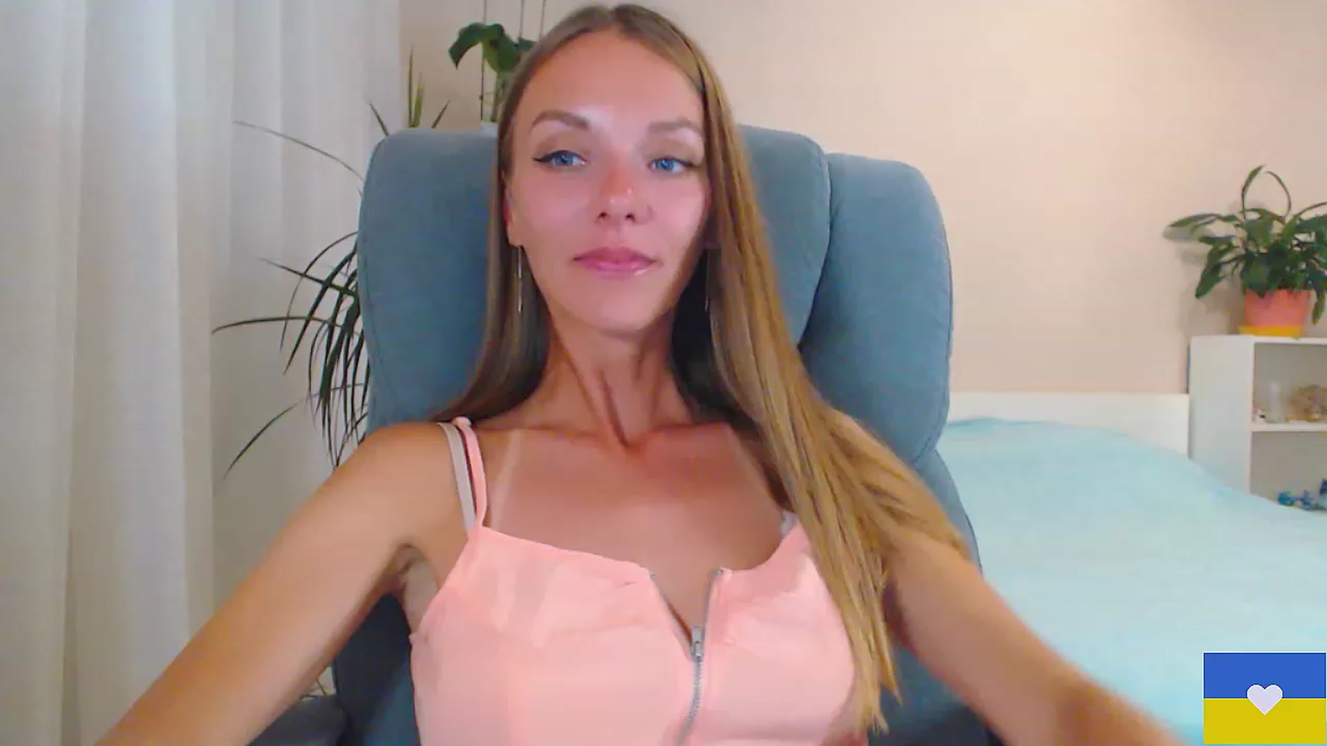 Gallery image thumbnail from Divine_Phenix's myfreecams stream on, 06/21/2023, 19:31 image 11 of 20