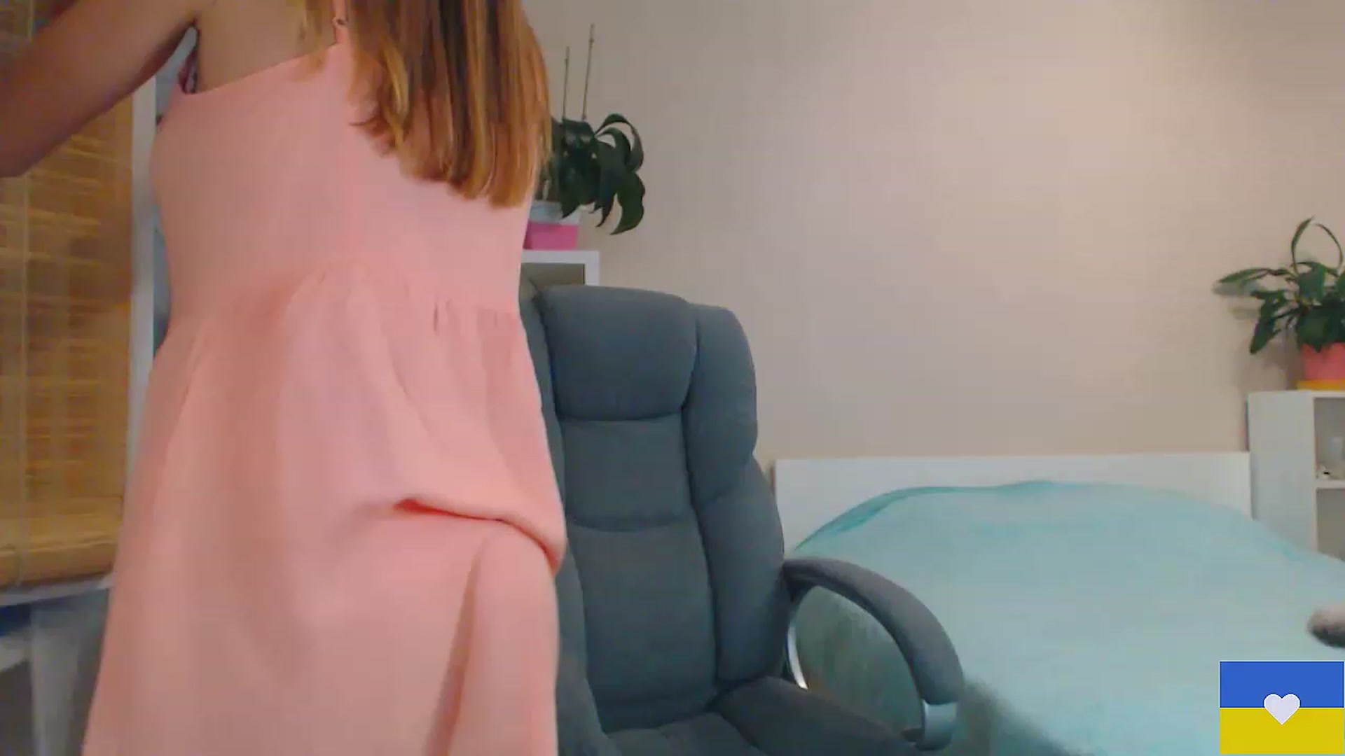 Gallery image thumbnail from Divine_Phenix's myfreecams stream on, 06/21/2023, 19:31 image 7 of 20