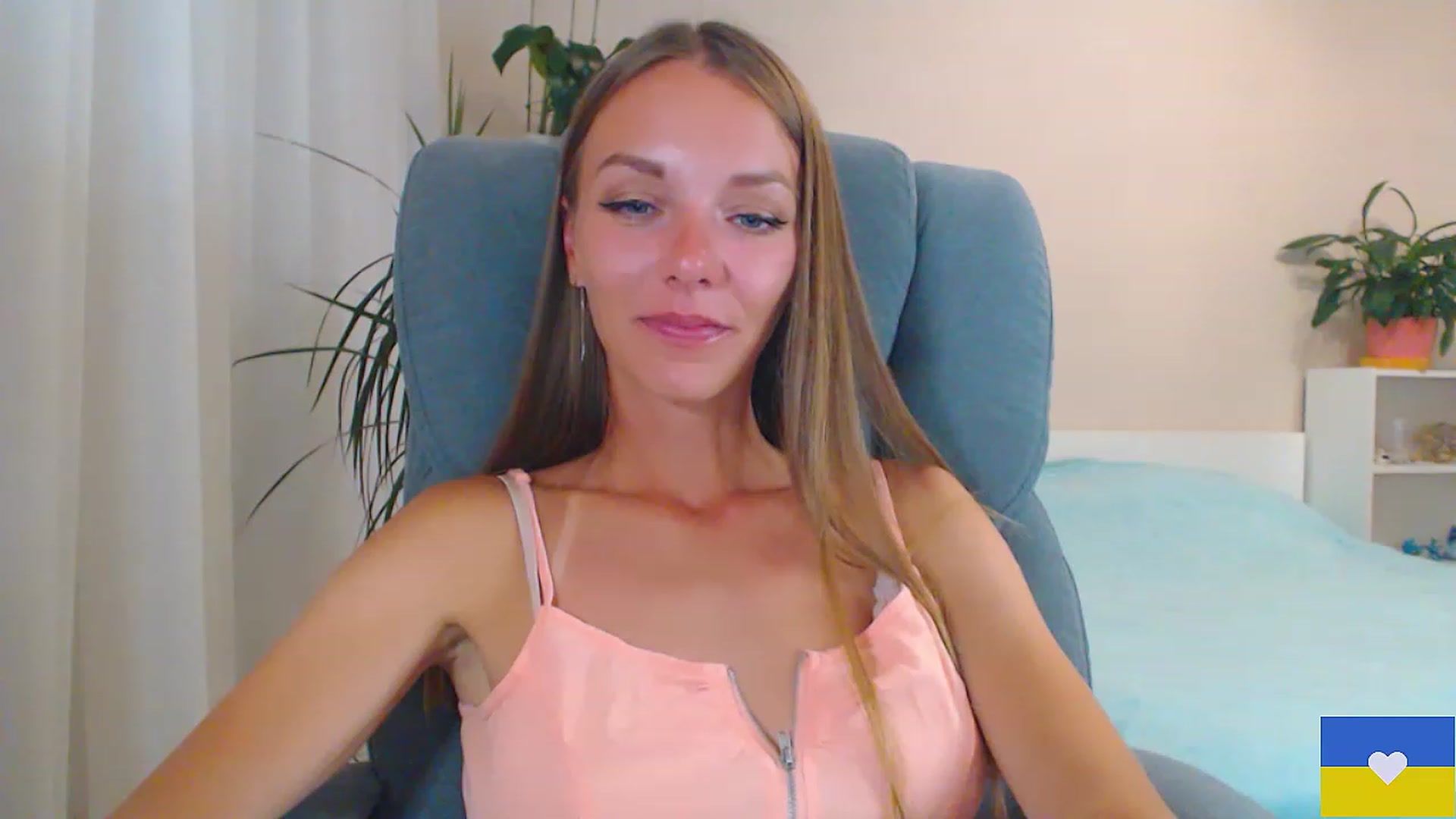 Gallery image thumbnail from Divine_Phenix's myfreecams stream on, 06/21/2023, 19:31 image 12 of 20
