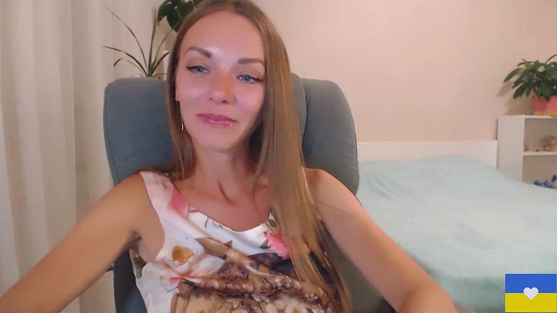 Gallery image thumbnail from Divine_Phenix's myfreecams stream on, 07/03/2023, 20:11 image 16 of 20