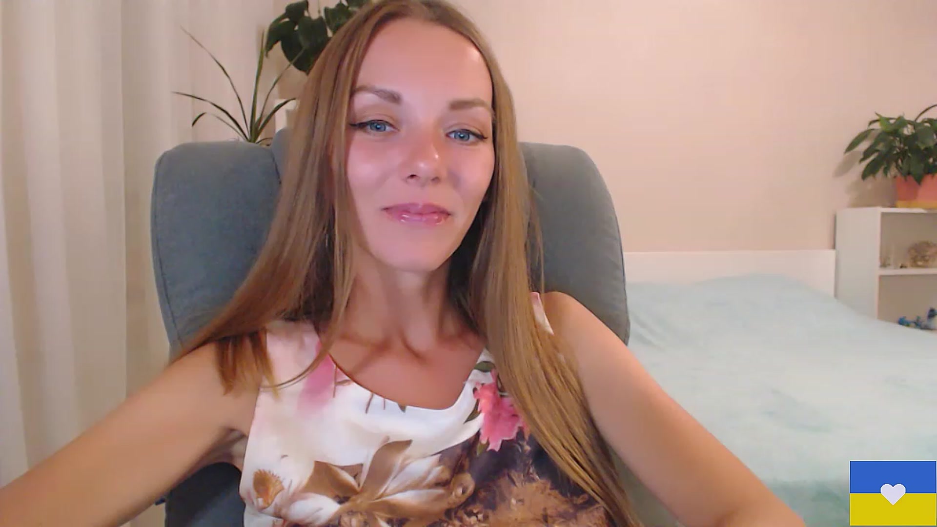 Gallery image thumbnail from Divine_Phenix's myfreecams stream on, 07/03/2023, 20:11 image 7 of 20