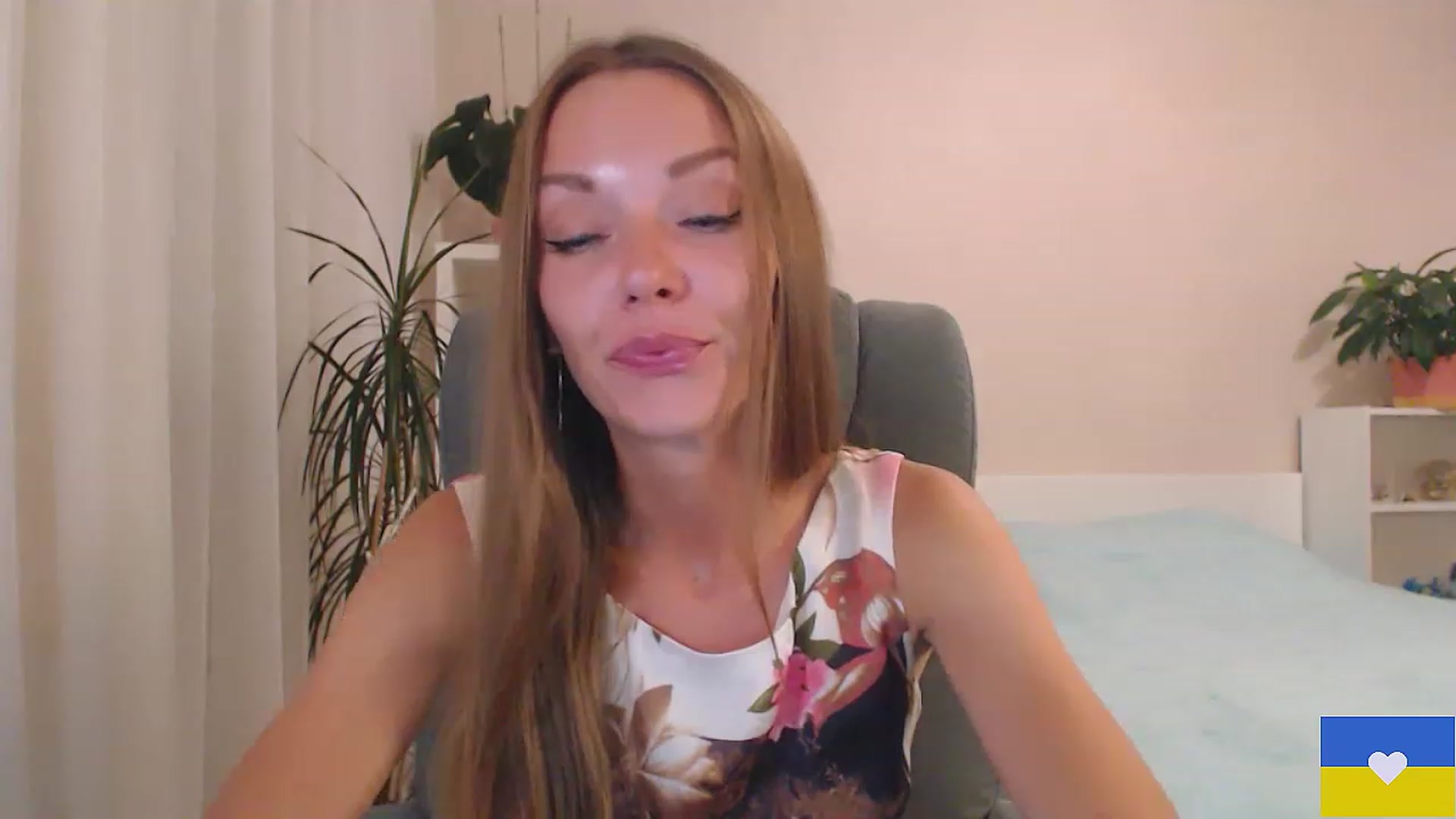 Gallery image thumbnail from Divine_Phenix's myfreecams stream on, 07/03/2023, 21:23 image 2 of 20