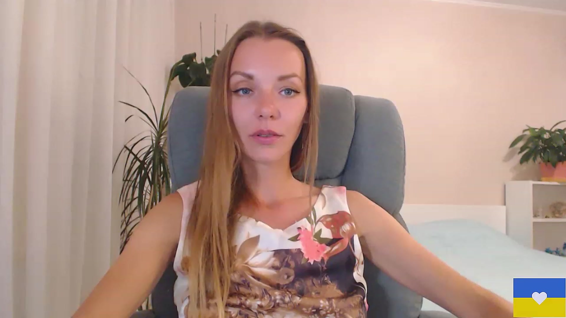 Gallery image thumbnail from Divine_Phenix's myfreecams stream on, 07/03/2023, 21:23 image 10 of 20