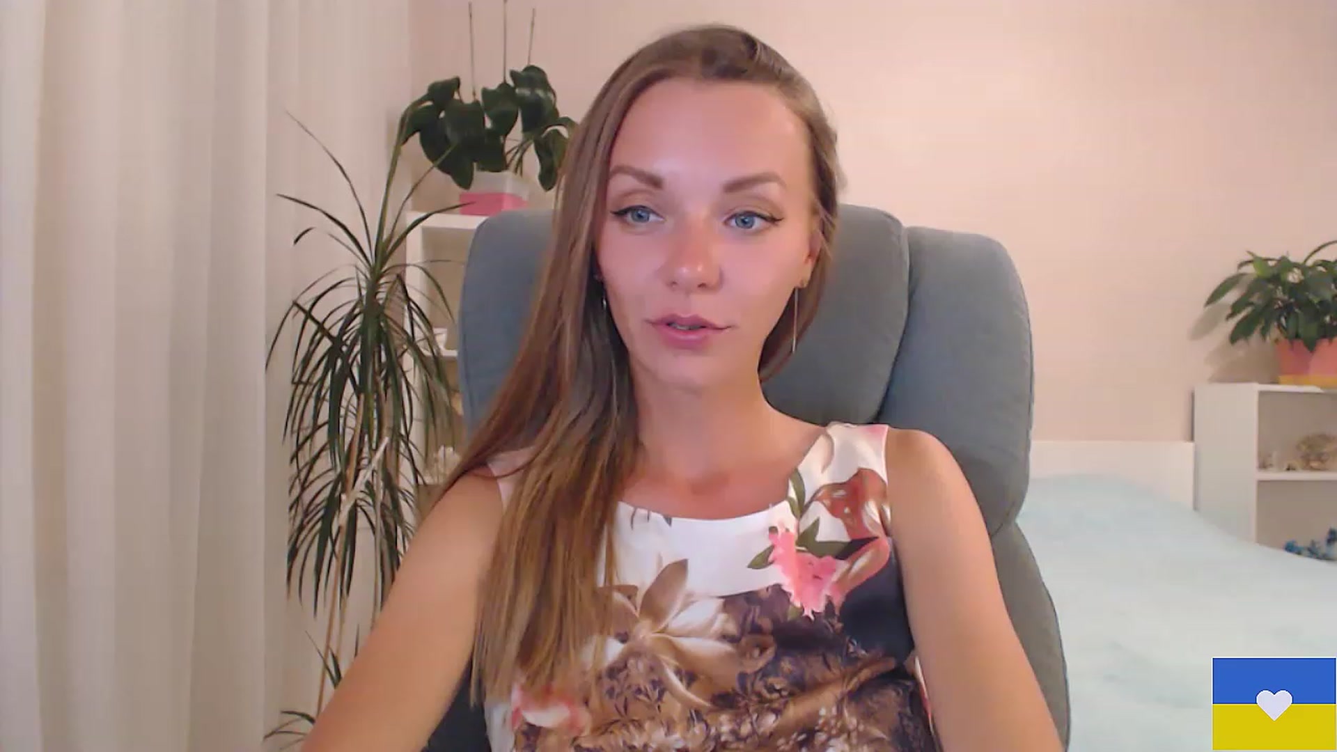 Gallery image thumbnail from Divine_Phenix's myfreecams stream on, 07/03/2023, 21:23 image 6 of 20