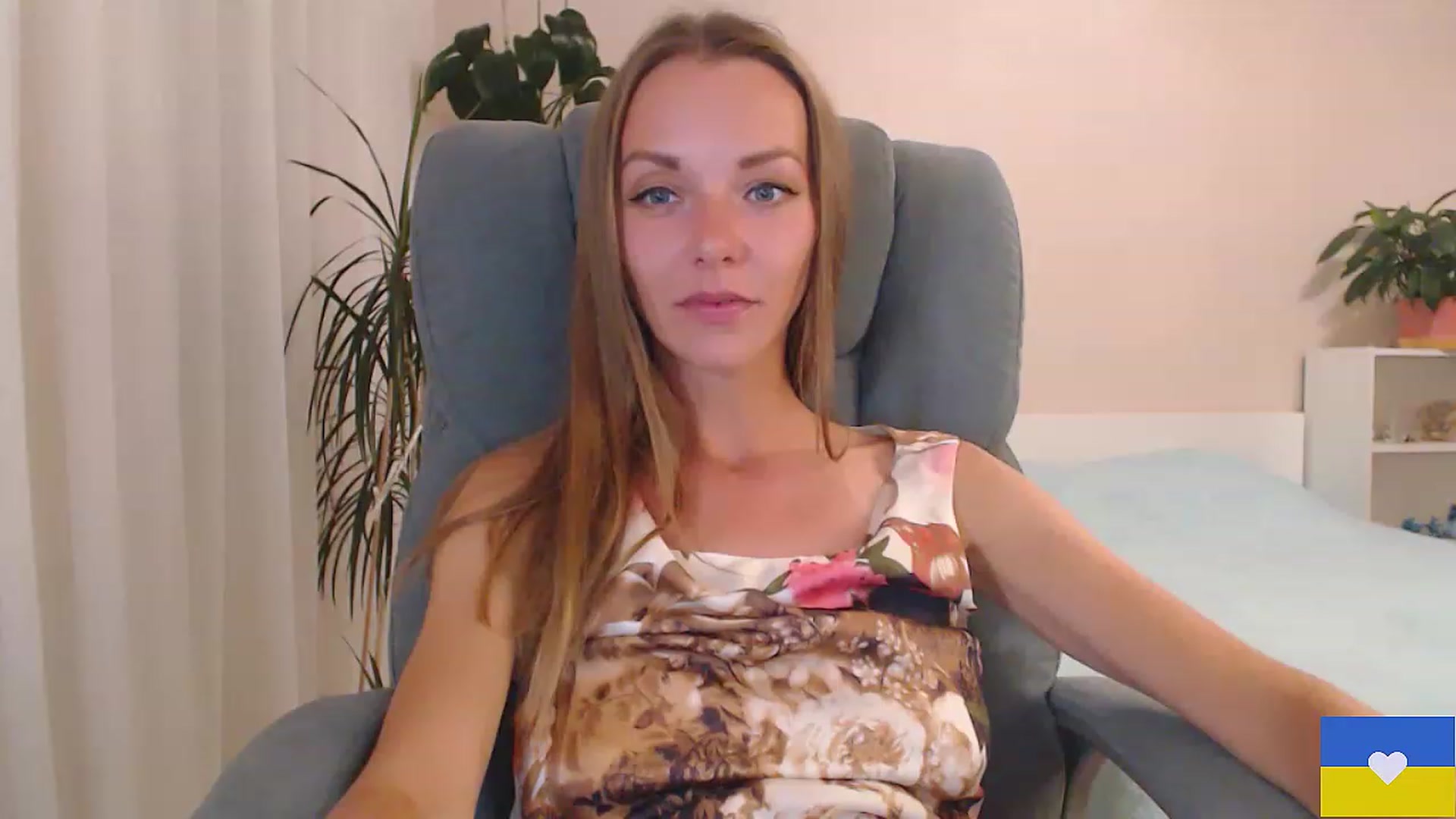 Gallery image thumbnail from Divine_Phenix's myfreecams stream on, 07/03/2023, 21:23 image 13 of 20
