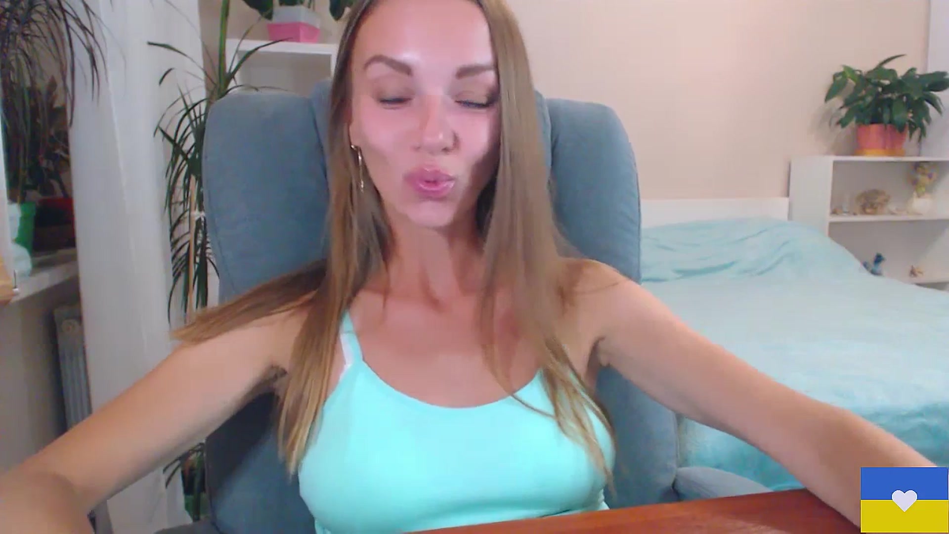Gallery image thumbnail from Divine_Phenix's myfreecams stream on, 07/05/2023, 20:26 image 4 of 20