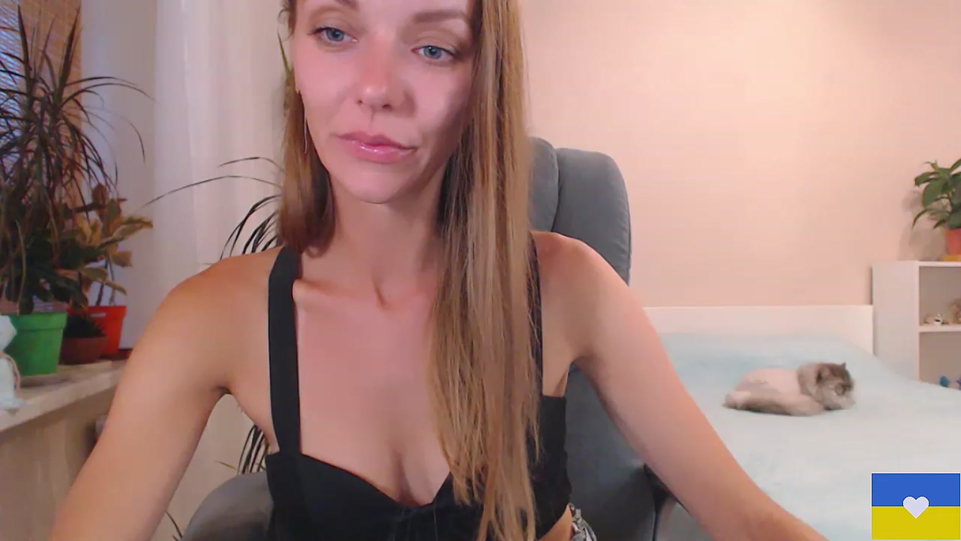 Gallery image thumbnail from Divine_Phenix's myfreecams stream on, 07/11/2023, 18:26 image 9 of 20