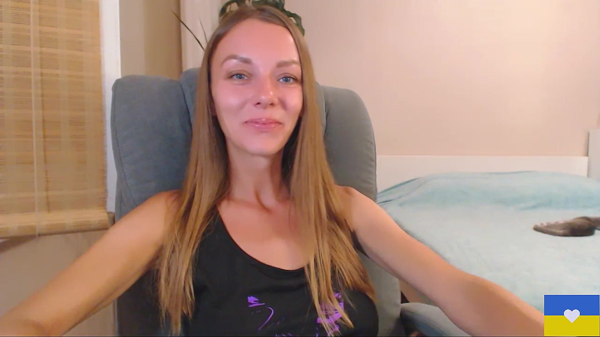 Gallery image thumbnail from Divine_Phenix's myfreecams stream on, 07/17/2023, 20:24 image 7 of 20