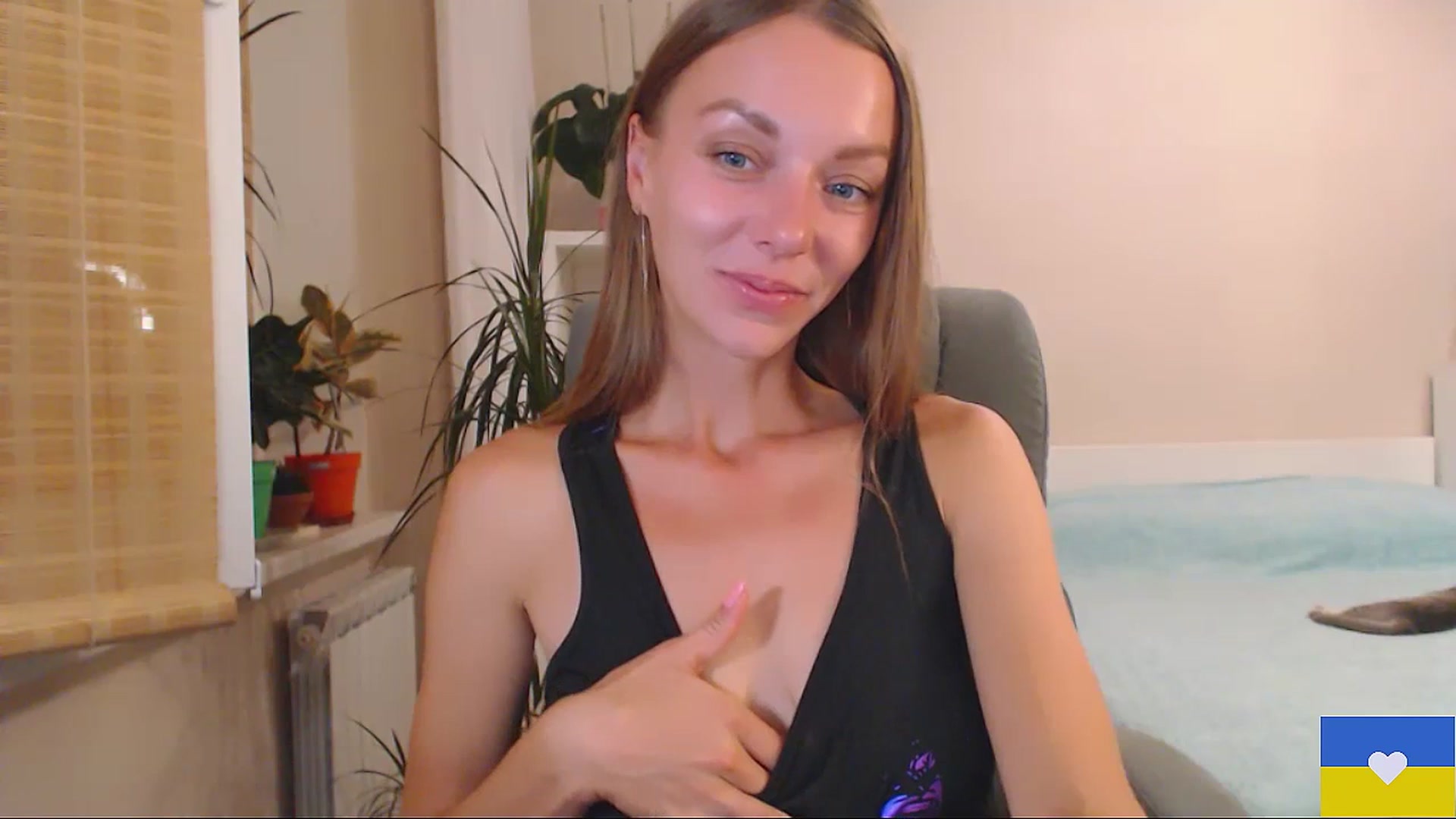 Gallery image thumbnail from Divine_Phenix's myfreecams stream on, 07/17/2023, 20:24 image 12 of 20