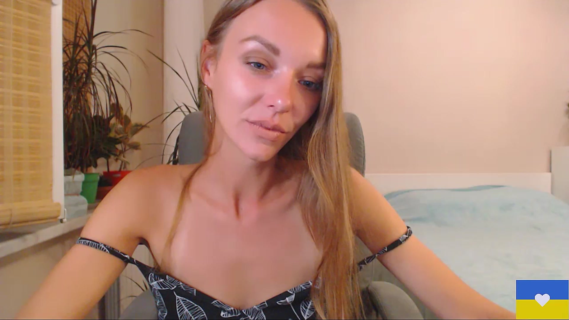 Gallery image thumbnail from Divine_Phenix's myfreecams stream on, 07/18/2023, 20:25 image 7 of 20