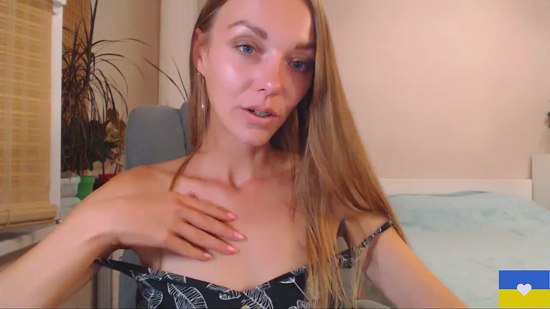 Gallery image thumbnail from Divine_Phenix's myfreecams stream on, 07/18/2023, 20:25 image 8 of 20