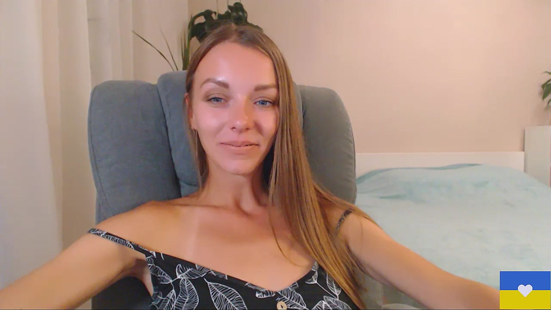 Gallery image thumbnail from Divine_Phenix's myfreecams stream on, 07/18/2023, 21:24 image 13 of 20