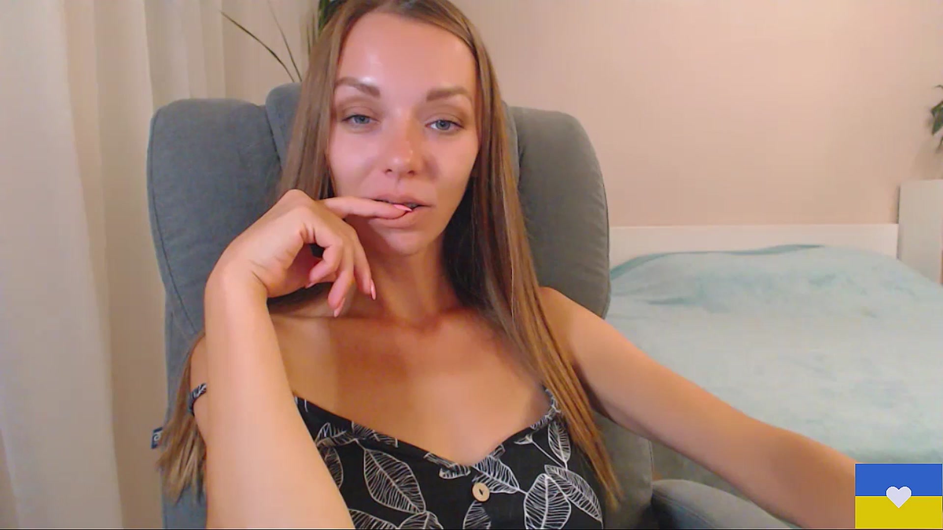 Gallery image thumbnail from Divine_Phenix's myfreecams stream on, 07/18/2023, 21:24 image 1 of 20