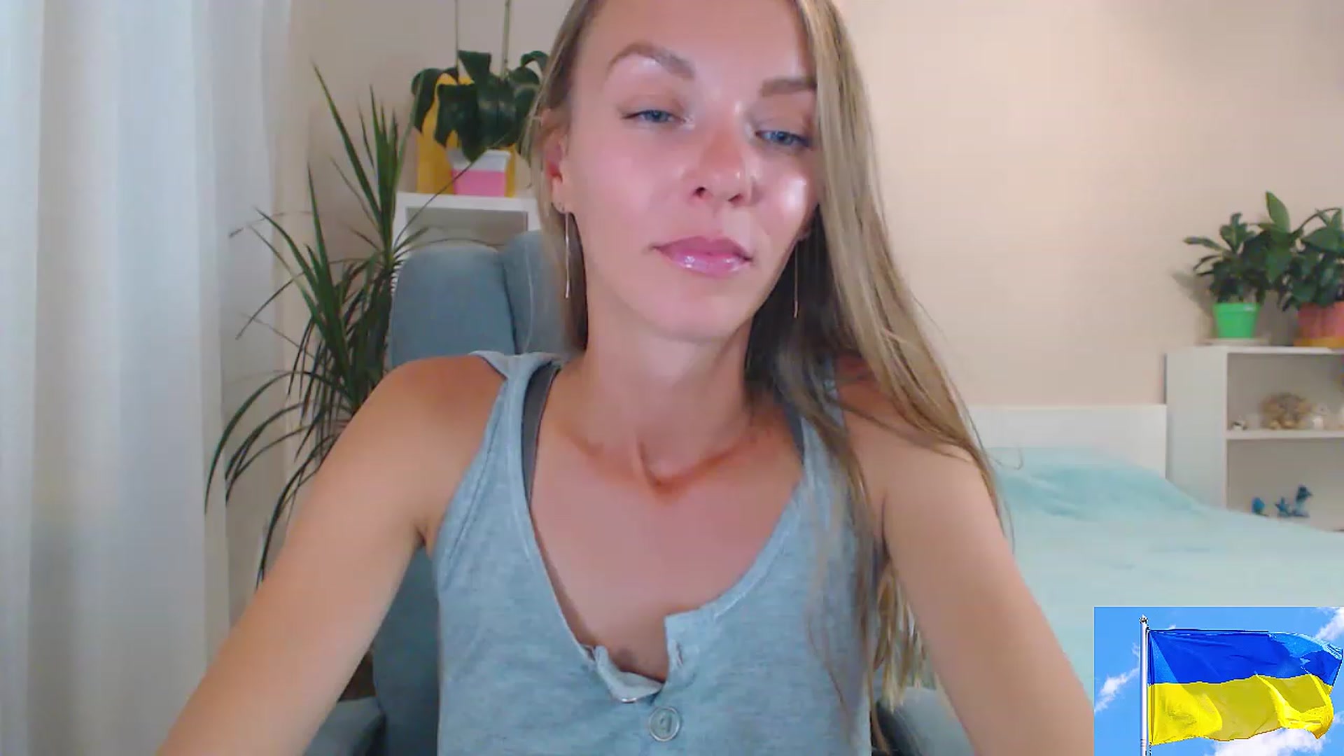 Gallery image thumbnail from Divine_Phenix's myfreecams stream on, 08/15/2023, 19:14 image 18 of 20