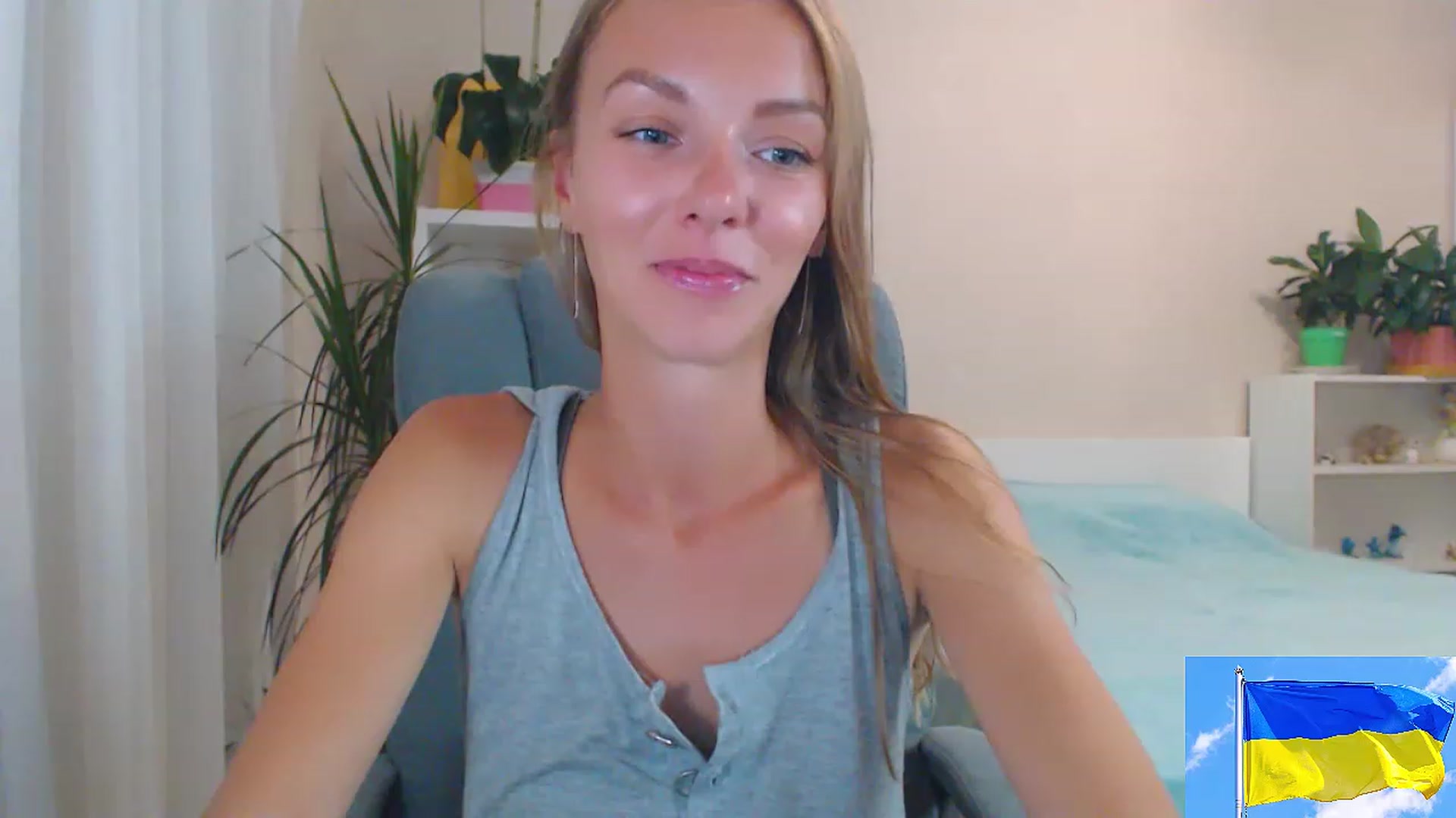 Gallery image thumbnail from Divine_Phenix's myfreecams stream on, 08/15/2023, 19:14 image 13 of 20