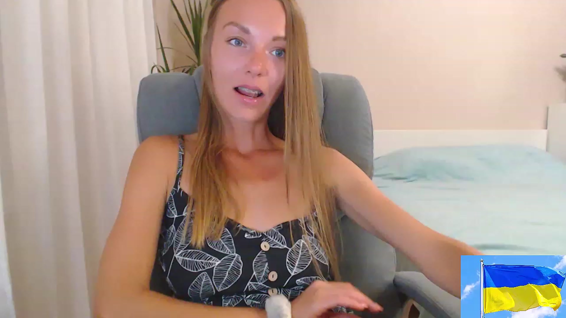 Gallery image thumbnail from Divine_Phenix's myfreecams stream on, 08/16/2023, 20:04 image 17 of 20