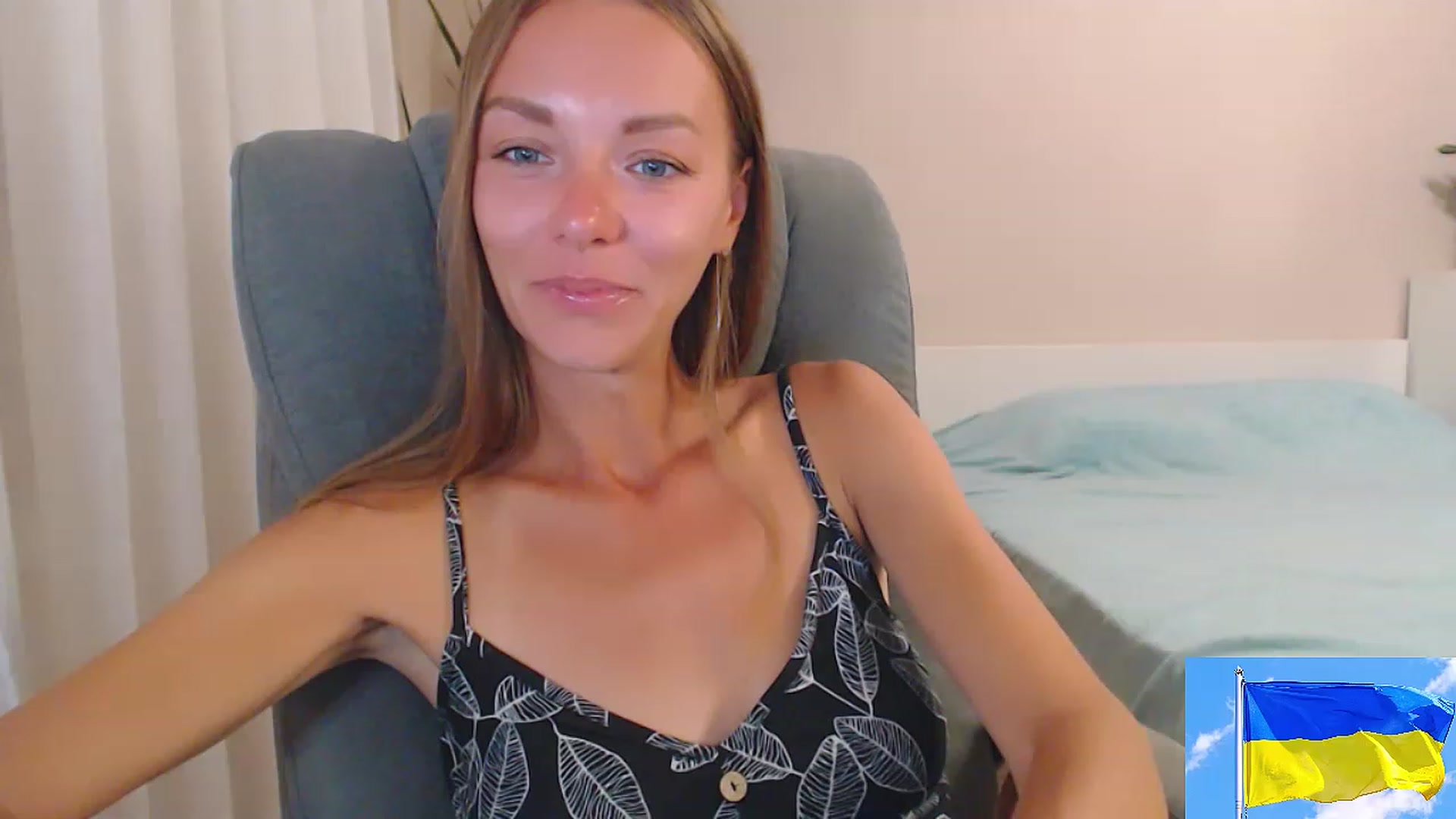 Gallery image thumbnail from Divine_Phenix's myfreecams stream on, 08/16/2023, 20:04 image 2 of 20