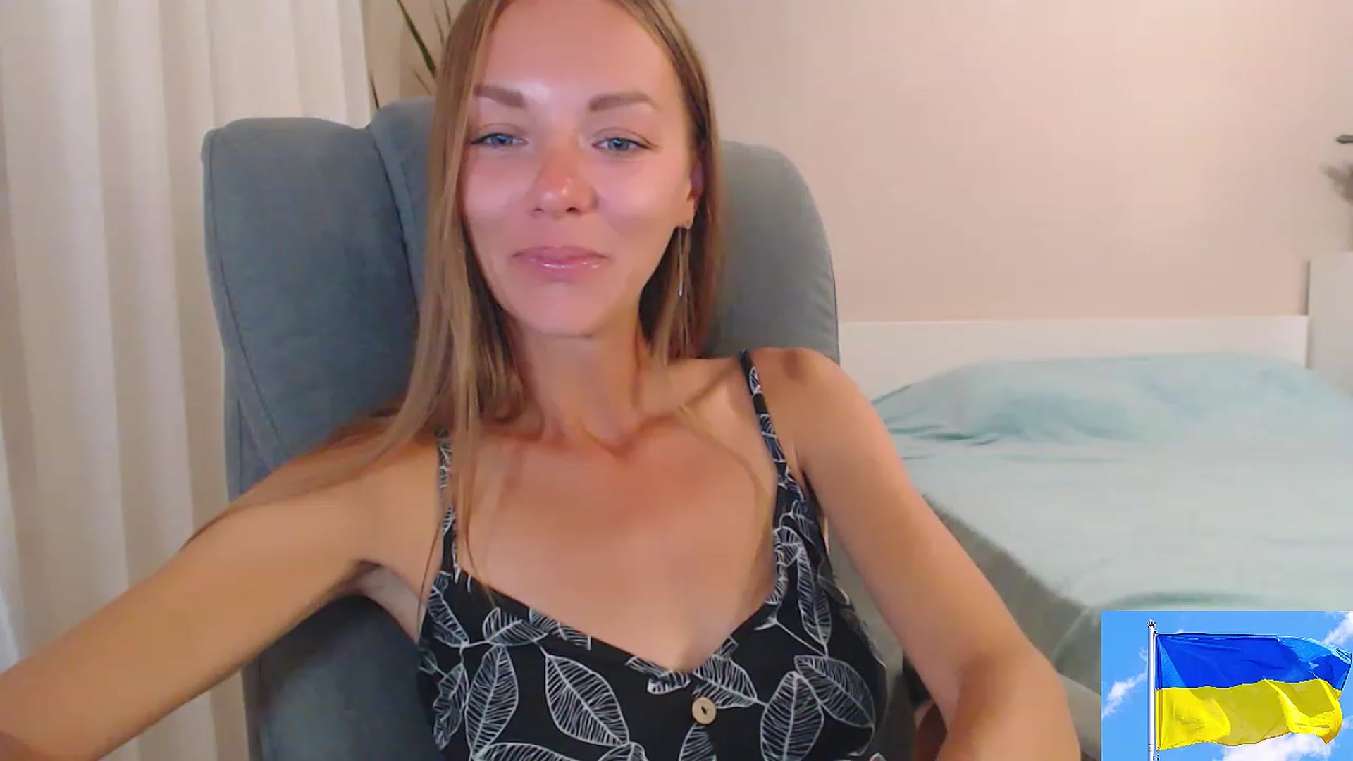 Gallery image thumbnail from Divine_Phenix's myfreecams stream on, 08/16/2023, 20:04 image 3 of 20
