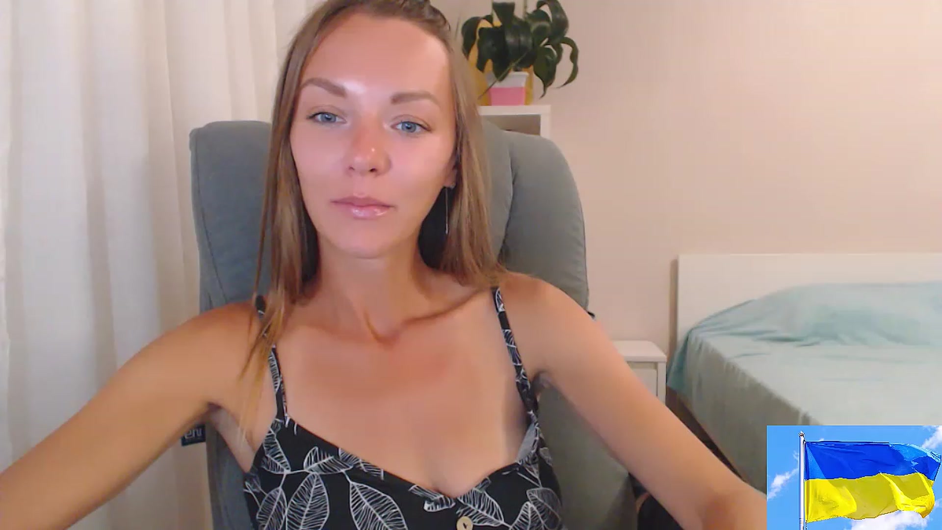 Gallery image thumbnail from Divine_Phenix's myfreecams stream on, 08/16/2023, 20:39 image 15 of 20