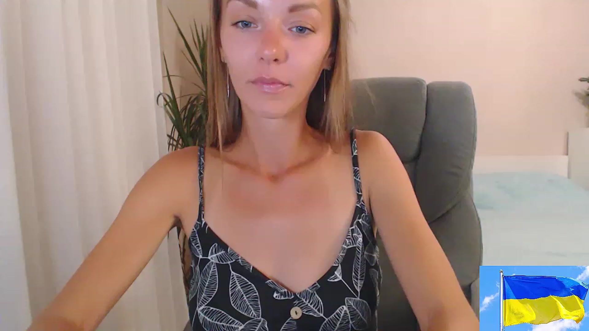 Gallery image thumbnail from Divine_Phenix's myfreecams stream on, 08/16/2023, 20:39 image 3 of 20