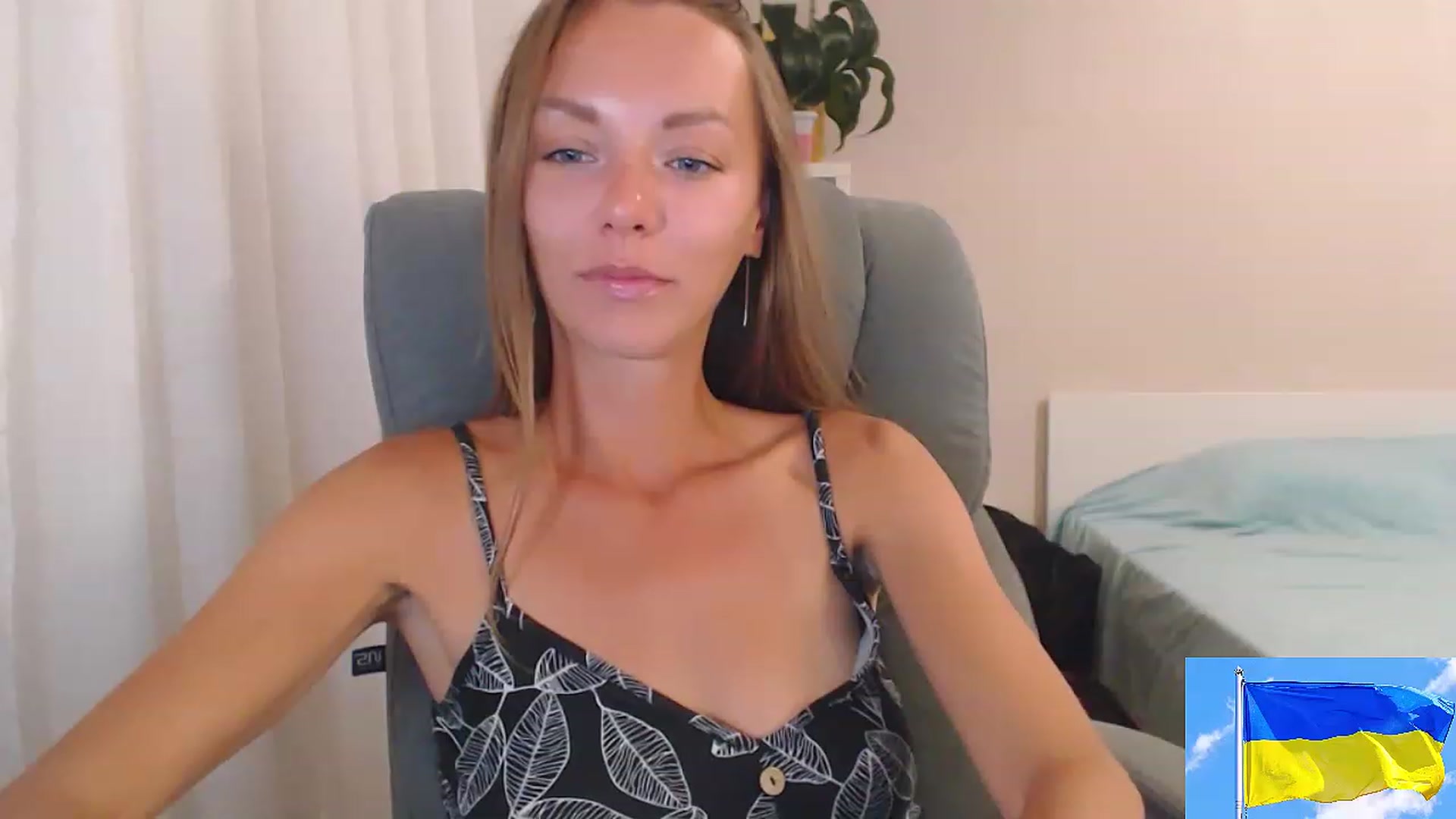 Gallery image thumbnail from Divine_Phenix's myfreecams stream on, 08/16/2023, 20:39 image 10 of 20