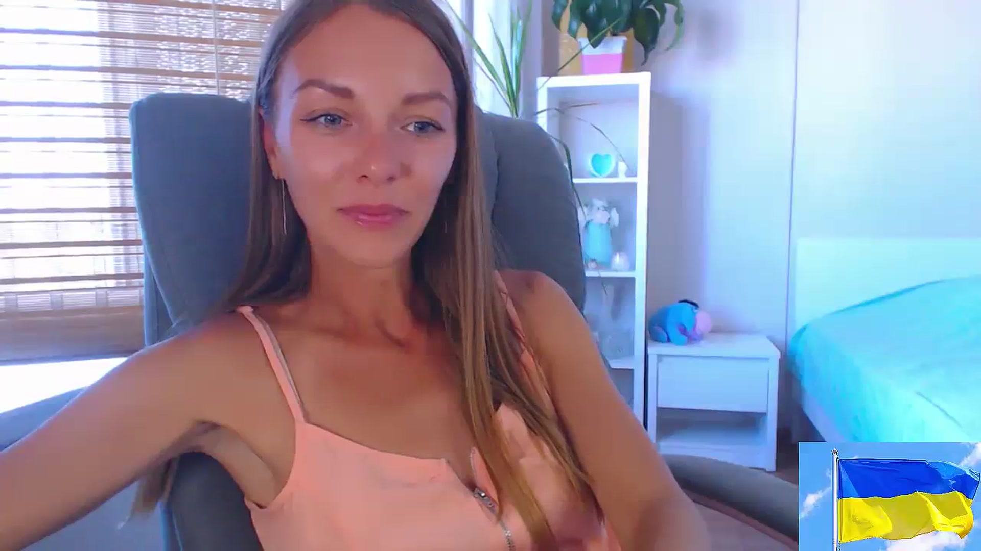 Gallery image thumbnail from Divine_Phenix's myfreecams stream on, 08/17/2023, 13:37 image 9 of 20