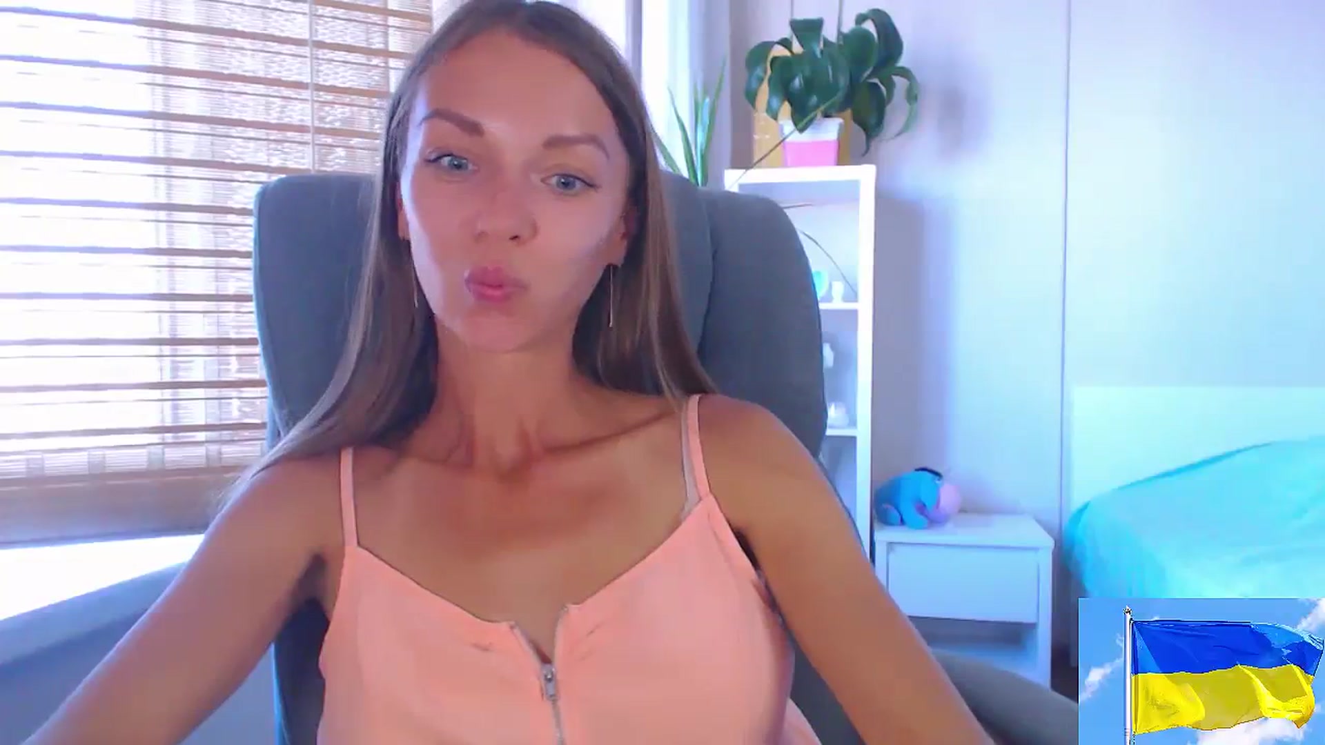 Gallery image thumbnail from Divine_Phenix's myfreecams stream on, 08/17/2023, 13:37 image 16 of 20
