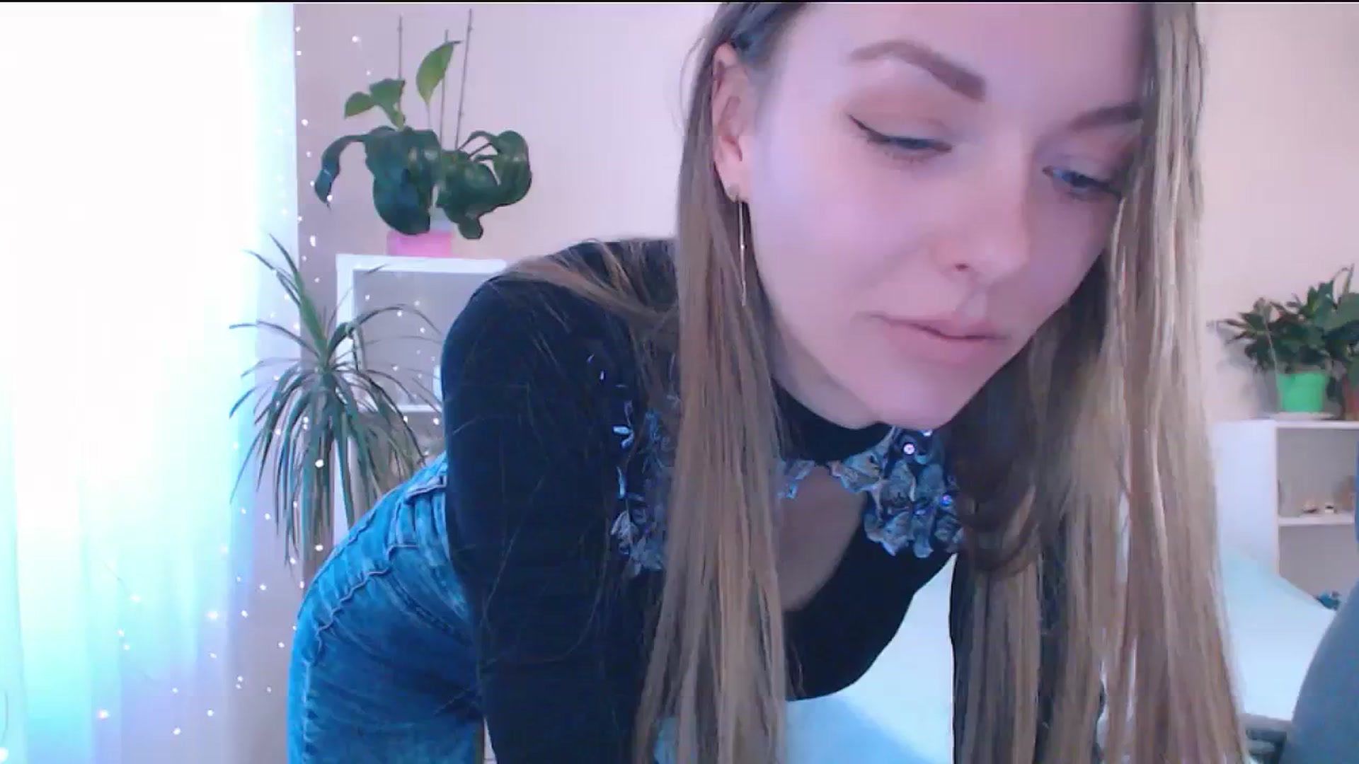 Gallery image thumbnail from Divine_Phenix's myfreecams stream on, 02/05/2024, 13:20 image 1 of 20