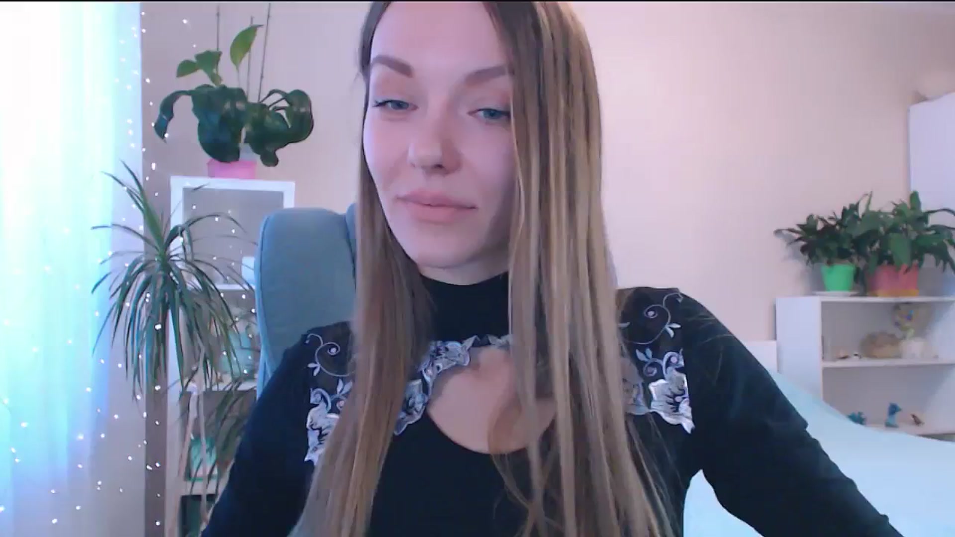 Gallery image thumbnail from Divine_Phenix's myfreecams stream on, 02/05/2024, 13:20 image 8 of 20
