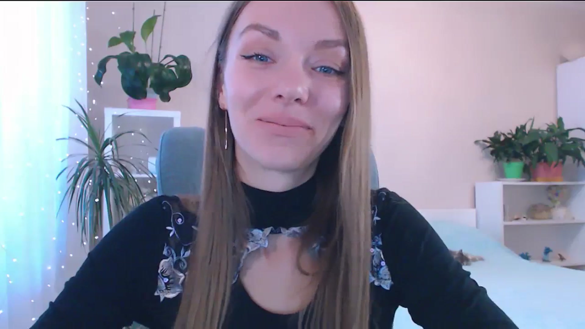 Gallery image thumbnail from Divine_Phenix's myfreecams stream on, 02/05/2024, 13:20 image 9 of 20