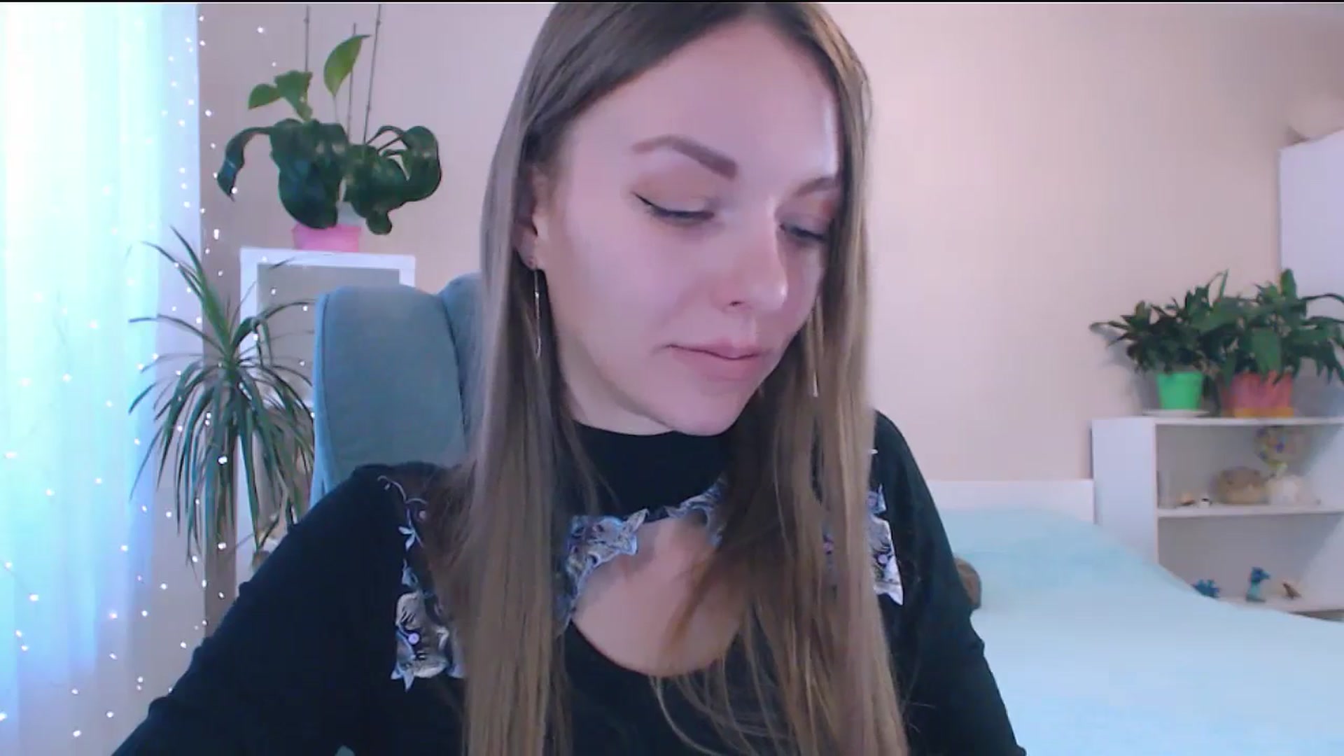 Gallery image thumbnail from Divine_Phenix's myfreecams stream on, 02/05/2024, 13:20 image 16 of 20