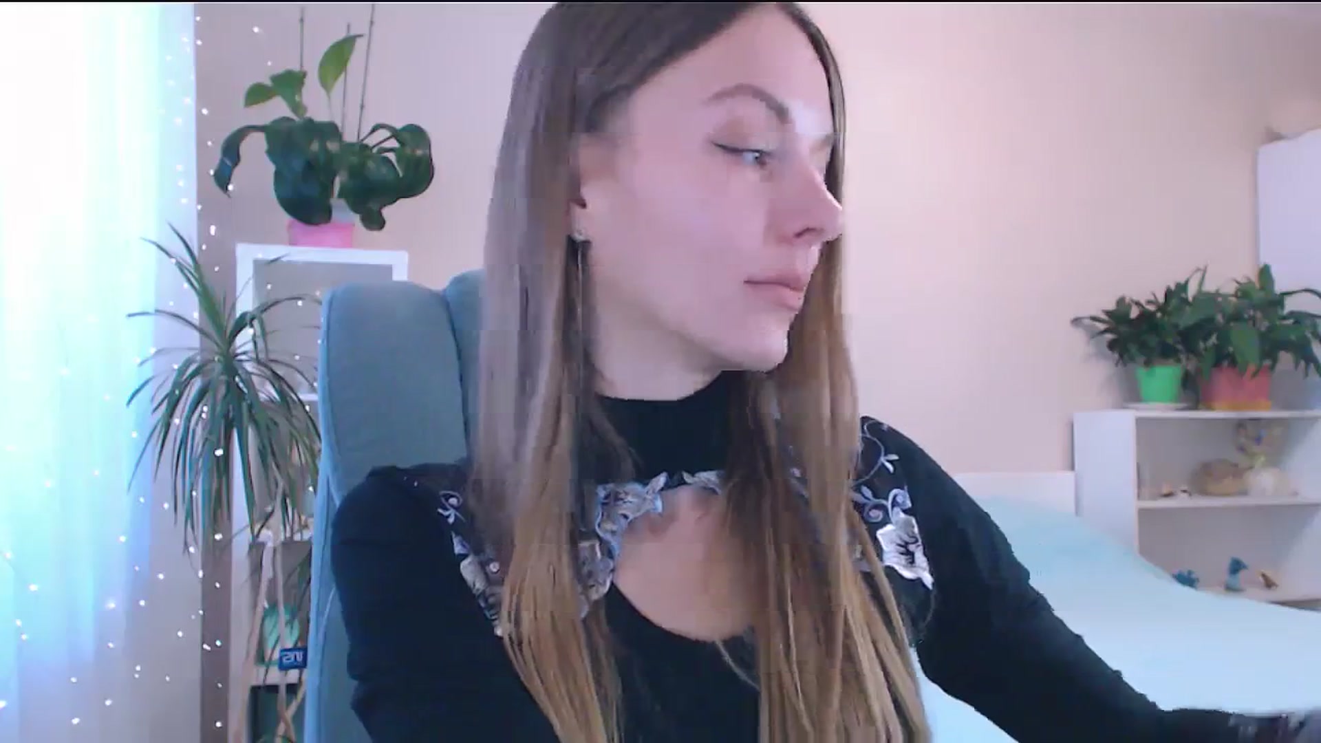 Gallery image thumbnail from Divine_Phenix's myfreecams stream on, 02/05/2024, 13:20 image 14 of 20