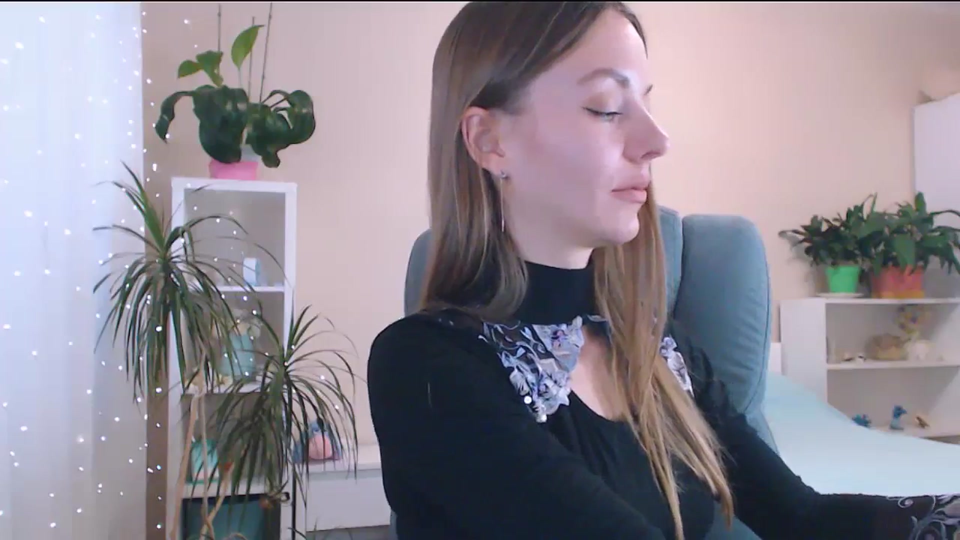 Gallery image thumbnail from Divine_Phenix's myfreecams stream on, 02/05/2024, 13:59 image 20 of 20