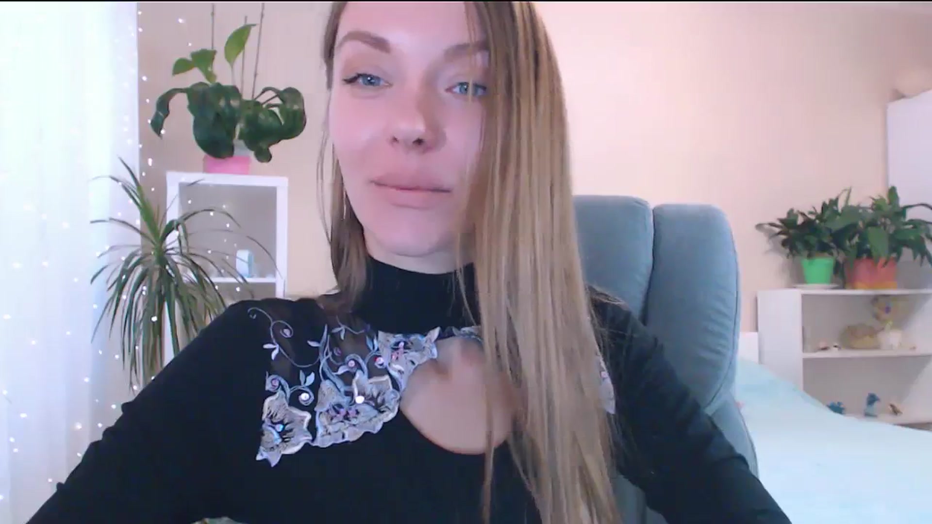 Gallery image thumbnail from Divine_Phenix's myfreecams stream on, 02/05/2024, 13:59 image 19 of 20