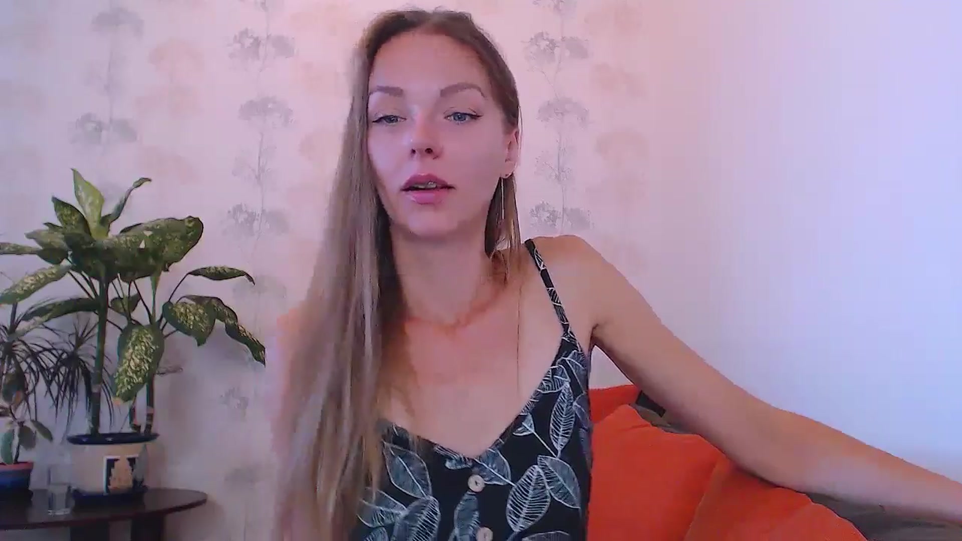 Gallery image thumbnail from Divine_Phenix's myfreecams stream on, 07/08/2024, 06:20 image 15 of 20