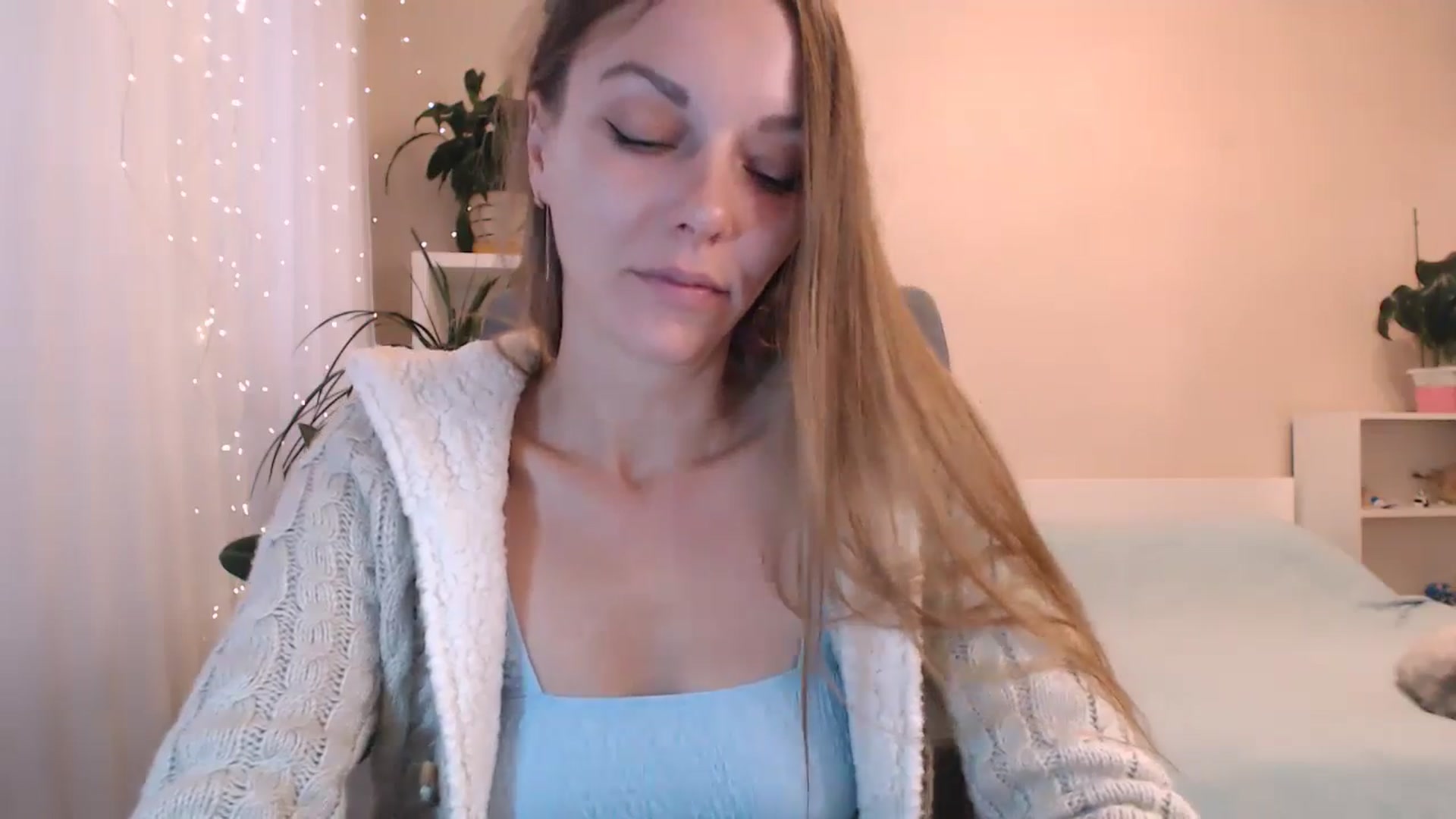 Gallery image thumbnail from Divine_Phenix's myfreecams stream on, 11/12/2024, 07:54 image 2 of 20