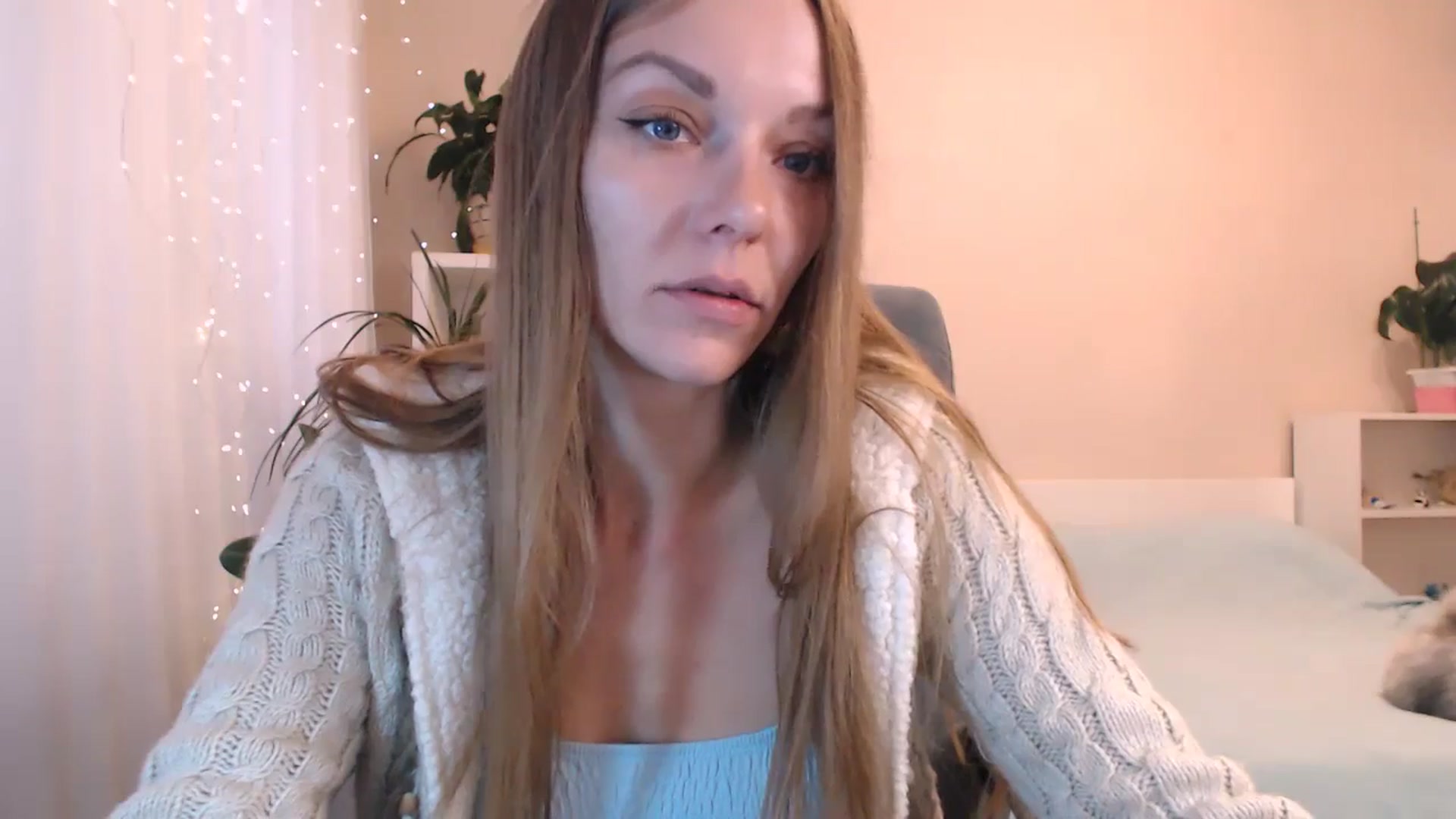 Gallery image thumbnail from Divine_Phenix's myfreecams stream on, 11/12/2024, 07:54 image 3 of 20