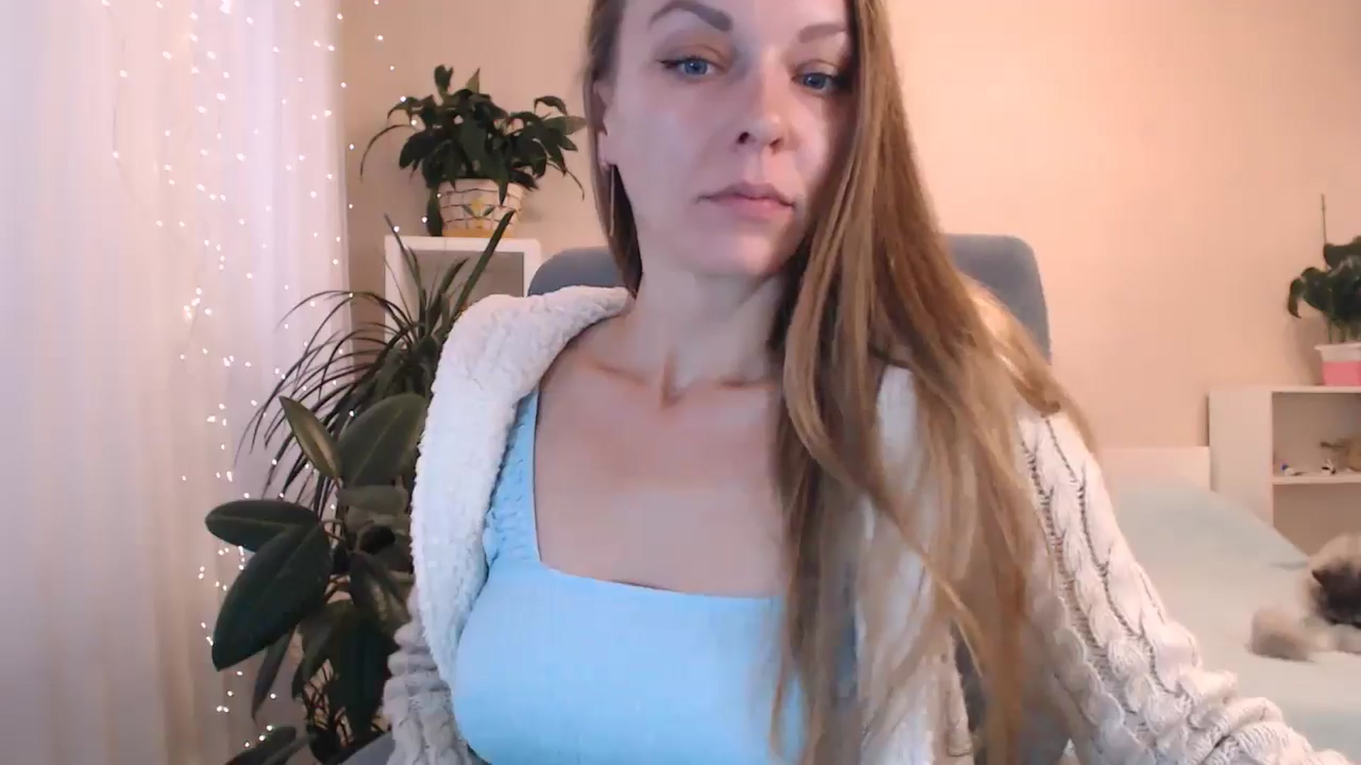 Gallery image thumbnail from Divine_Phenix's myfreecams stream on, 11/12/2024, 07:54 image 7 of 20