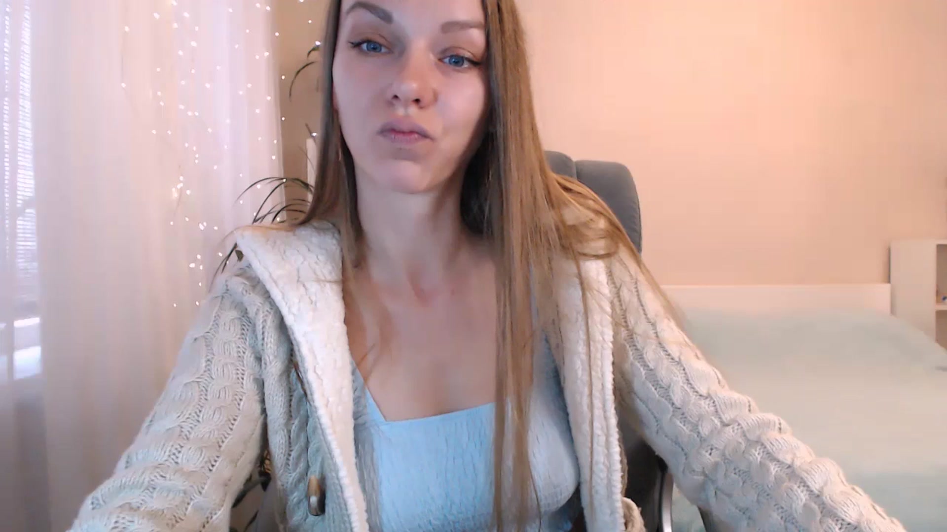Gallery image thumbnail from Divine_Phenix's myfreecams stream on, 11/12/2024, 07:54 image 13 of 20