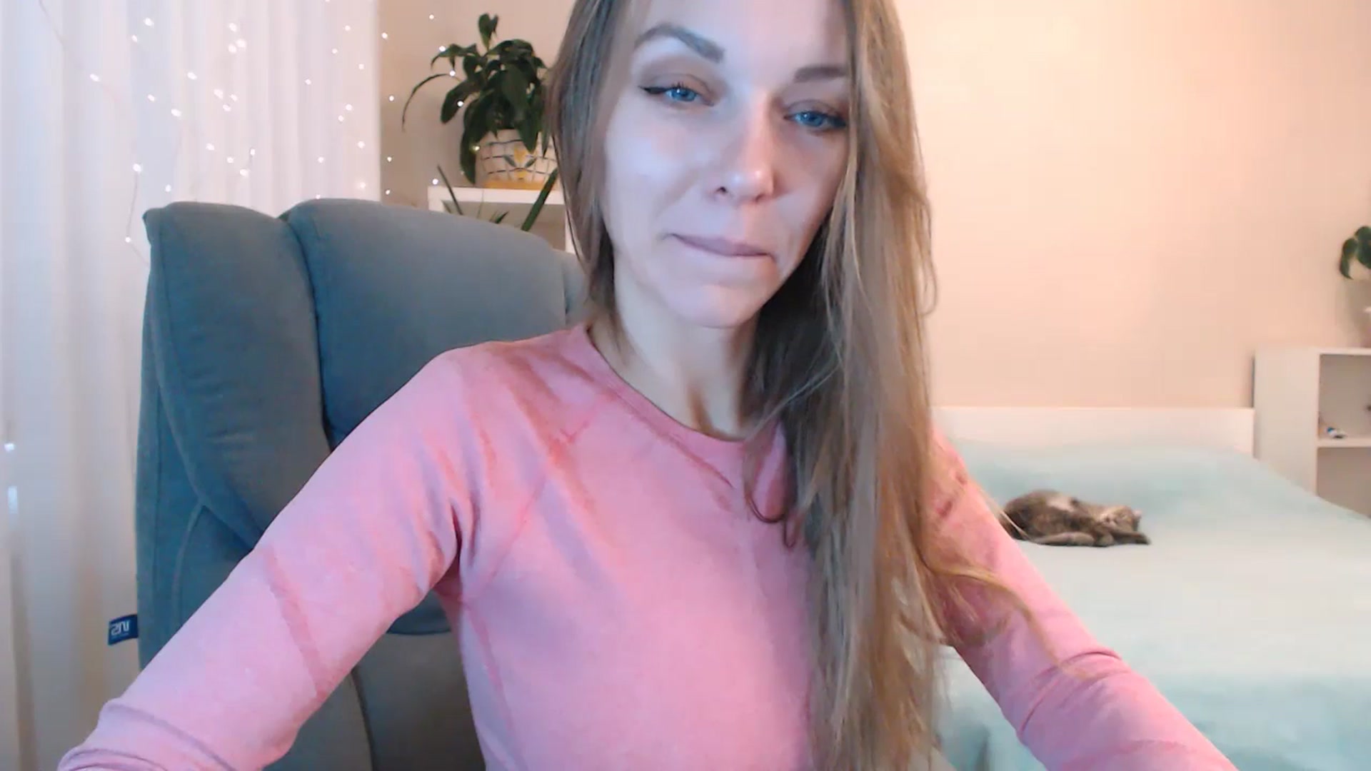 Gallery image thumbnail from Divine_Phenix's myfreecams stream on, 11/14/2024, 06:52 image 20 of 20