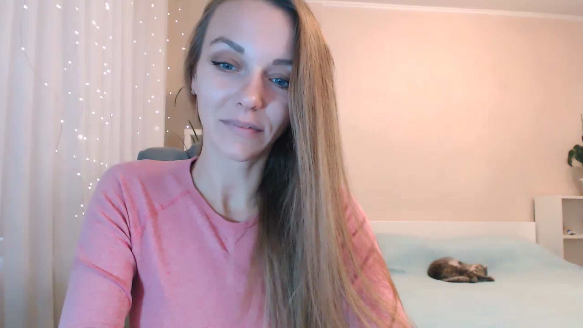 Gallery image thumbnail from Divine_Phenix's myfreecams stream on, 11/14/2024, 06:52 image 7 of 20