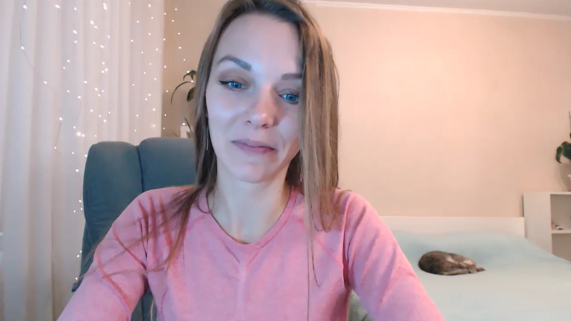 Gallery image thumbnail from Divine_Phenix's myfreecams stream on, 11/14/2024, 06:52 image 2 of 20