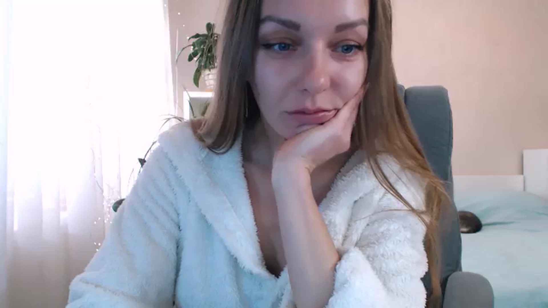 Gallery image thumbnail from Divine_Phenix's myfreecams stream on, 11/18/2024, 06:49 image 13 of 20