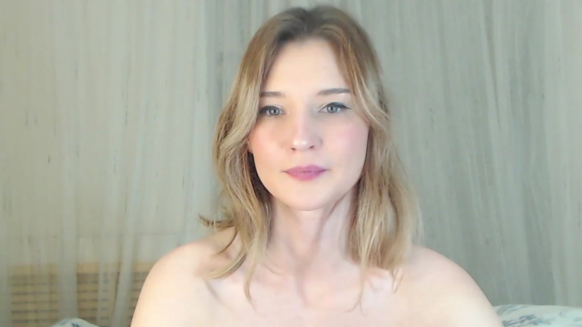 Gallery image thumbnail from Divine_Rapier's myfreecams stream on, 03/03/2023, 18:23 image 14 of 20