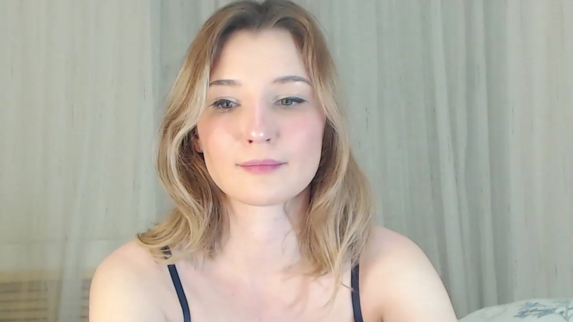 Gallery image thumbnail from Divine_Rapier's myfreecams stream on, 03/05/2023, 07:19 image 7 of 20