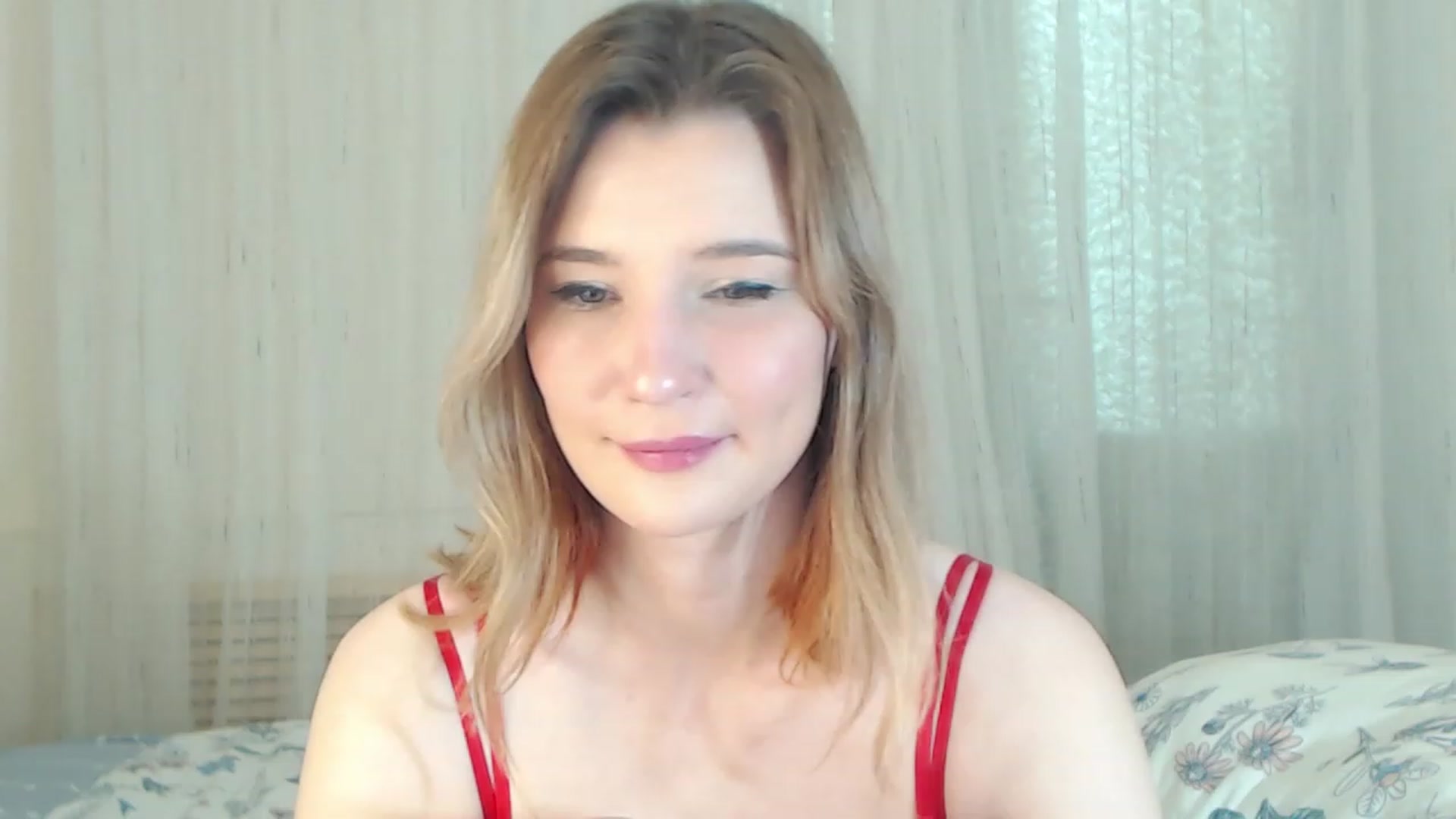 Gallery image thumbnail from Divine_Rapier's myfreecams stream on, 03/13/2023, 09:26 image 17 of 20