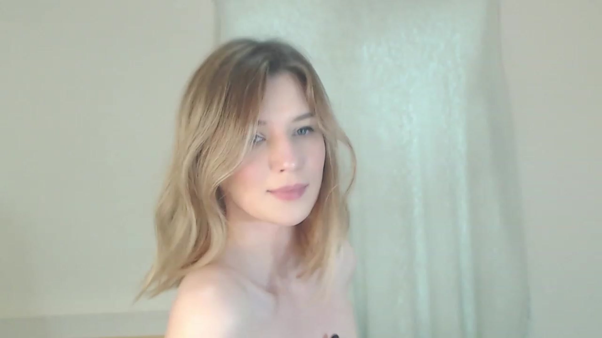 Gallery image thumbnail from Divine_Rapier's myfreecams stream on, 03/19/2023, 09:11 image 5 of 20