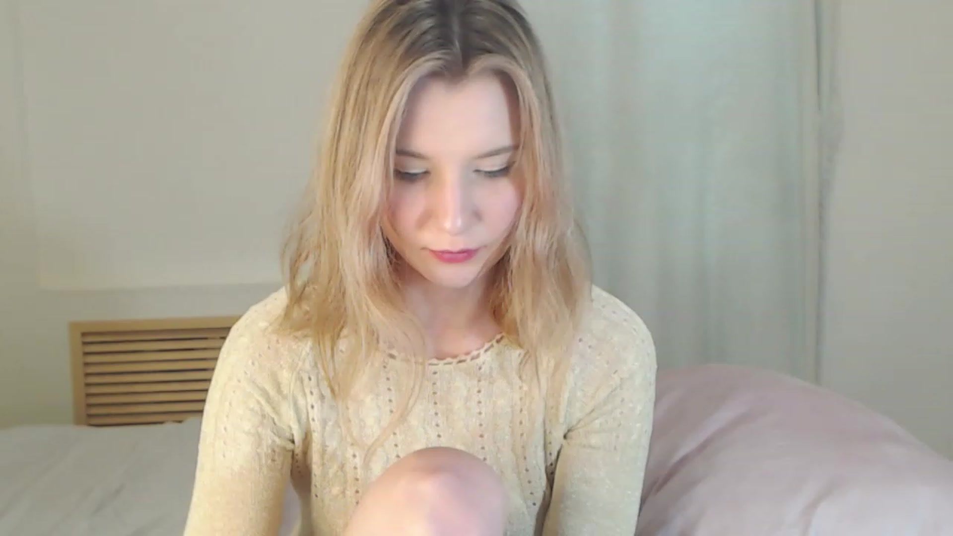 Gallery image thumbnail from Divine_Rapier's myfreecams stream on, 04/05/2023, 14:58 image 6 of 20
