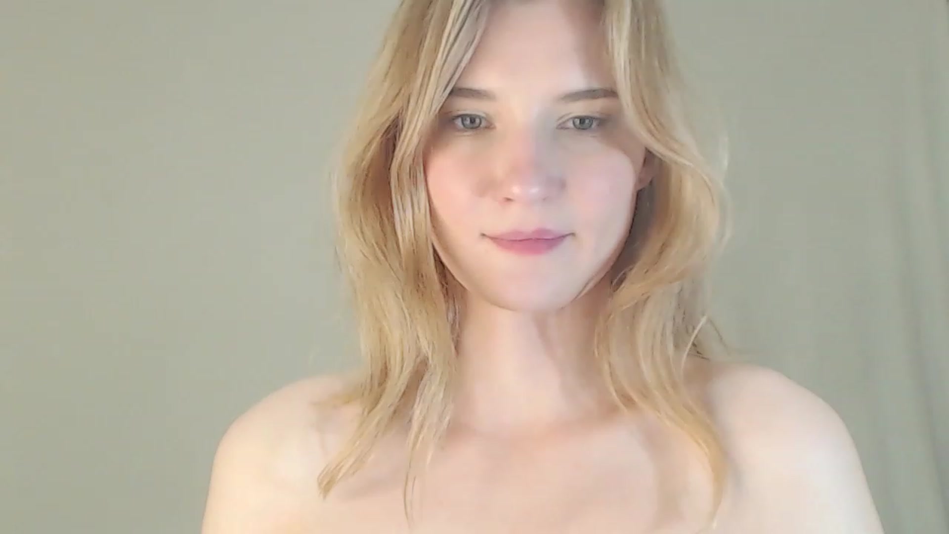 Gallery image thumbnail from Divine_Rapier's myfreecams stream on, 05/05/2023, 18:16 image 19 of 20