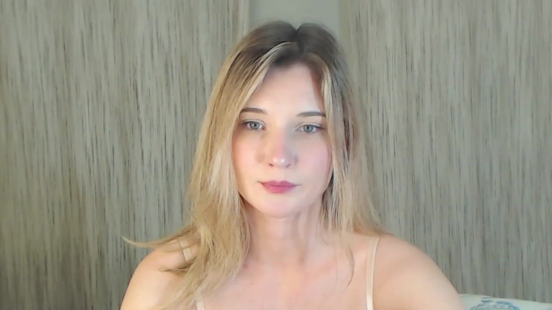 Gallery image thumbnail from Divine_Rapier's myfreecams stream on, 06/21/2023, 17:50 image 14 of 20